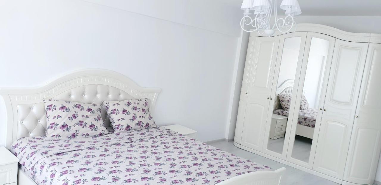 White Apartament, 브러일라 외부 사진