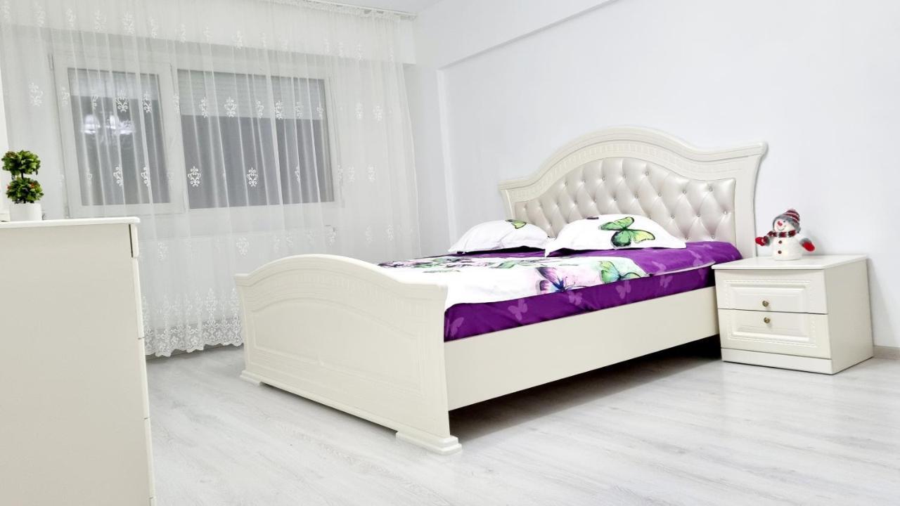 White Apartament, 브러일라 외부 사진