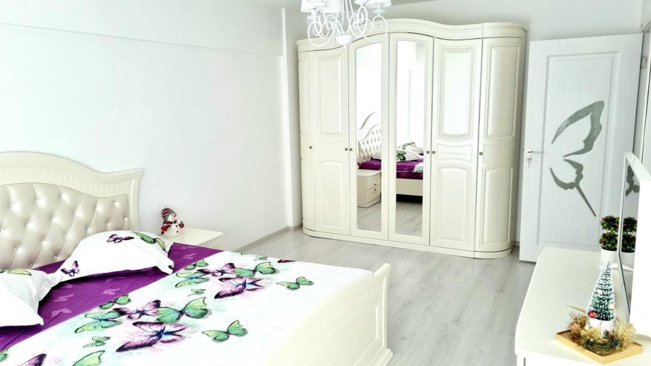 White Apartament, 브러일라 외부 사진